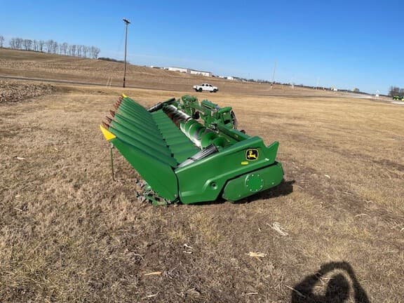 Image of John Deere C12F equipment image 1