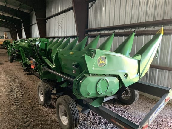 Main image John Deere C12F