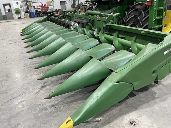 Image of John Deere C12F equipment image 2