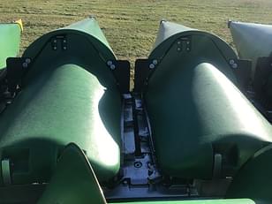 Main image John Deere C12F 33