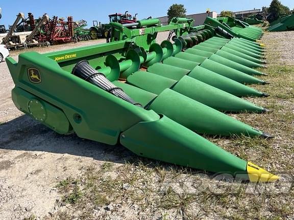 Image of John Deere C12F equipment image 1