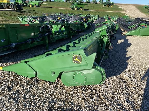 Image of John Deere C12F equipment image 1
