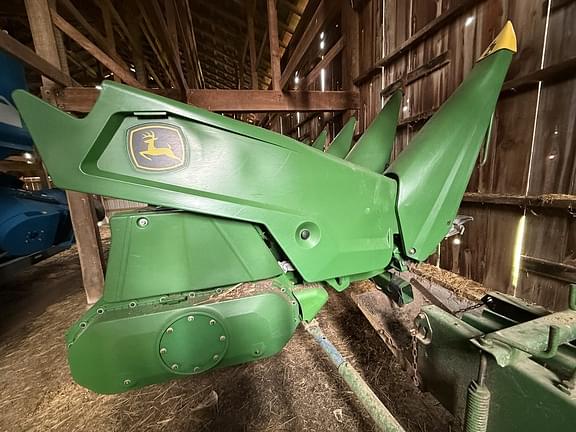 Image of John Deere C12F equipment image 4