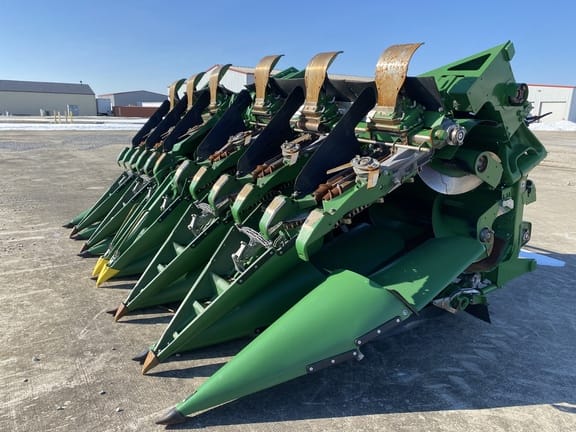 Main image John Deere C12F