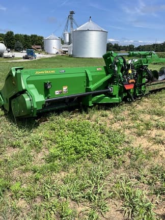 Image of John Deere C12F equipment image 1