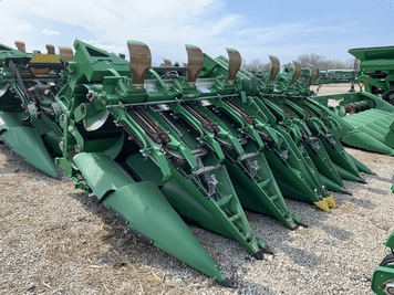 Main image John Deere C12F