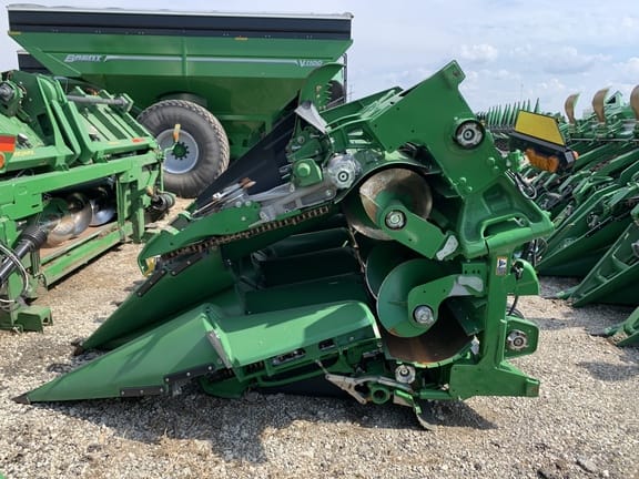 Main image John Deere C12F