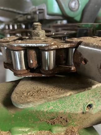 Image of John Deere C12F equipment image 4