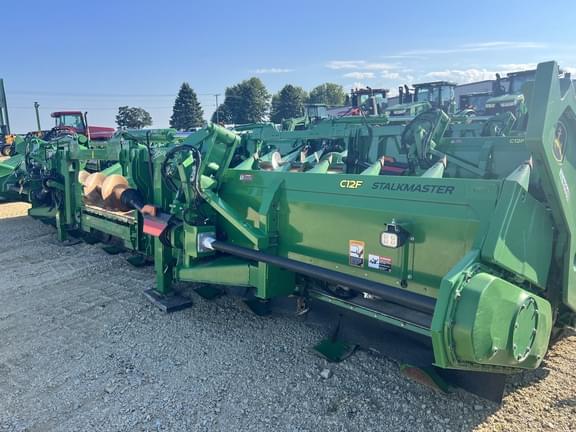 Image of John Deere C12F equipment image 3