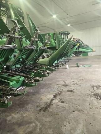 Image of John Deere C12F equipment image 2