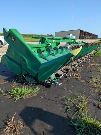 Image of John Deere C12F equipment image 1