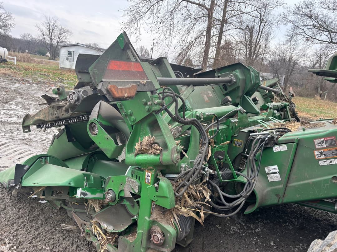 Image of John Deere C12F Primary image