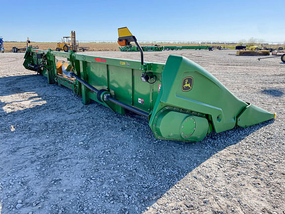 Image of John Deere C12R equipment image 4