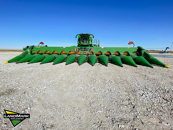 Image of John Deere C12R equipment image 1