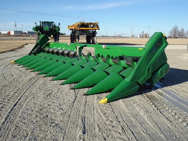 Image of John Deere C12R equipment image 1