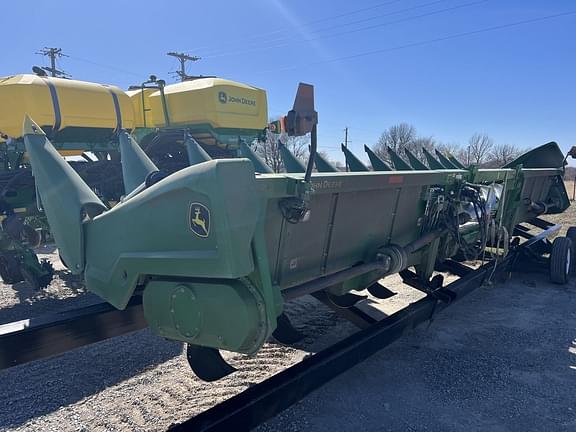 Image of John Deere C12R equipment image 2