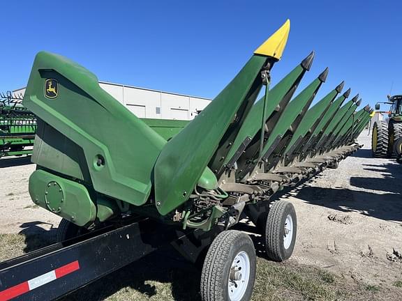 Image of John Deere C12R equipment image 3