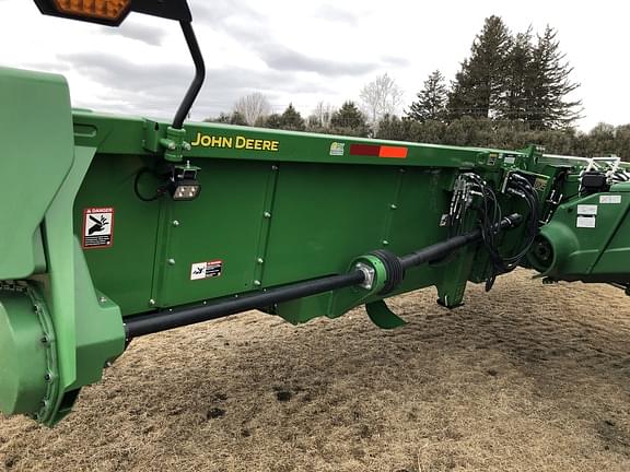 Image of John Deere C12R equipment image 3