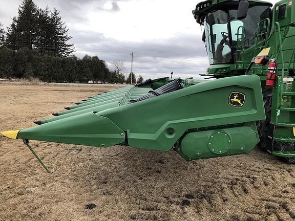 Image of John Deere C12R equipment image 1