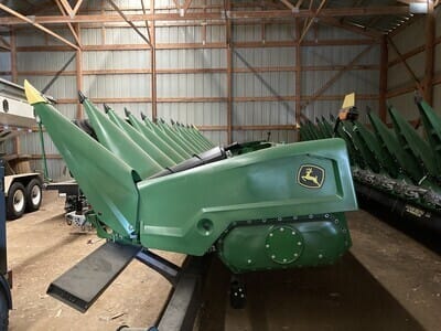Main image John Deere C12R