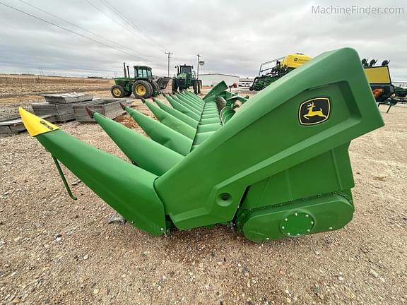 Image of John Deere C12R equipment image 2