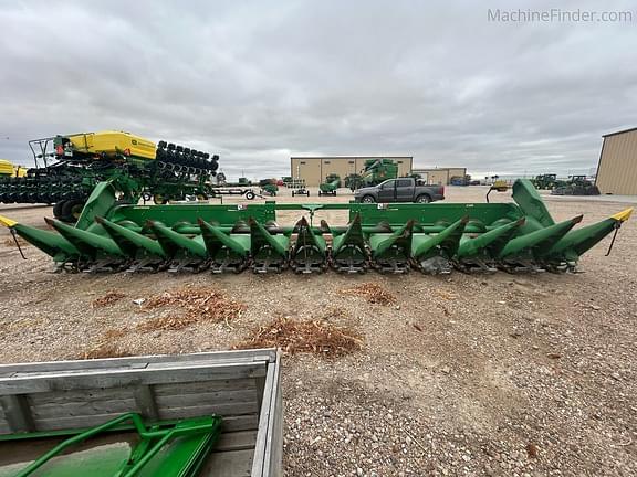 Image of John Deere C12R Primary image