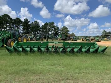 Main image John Deere C12R