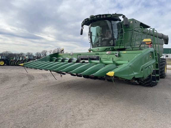 2021 John Deere C12R Equipment Image0