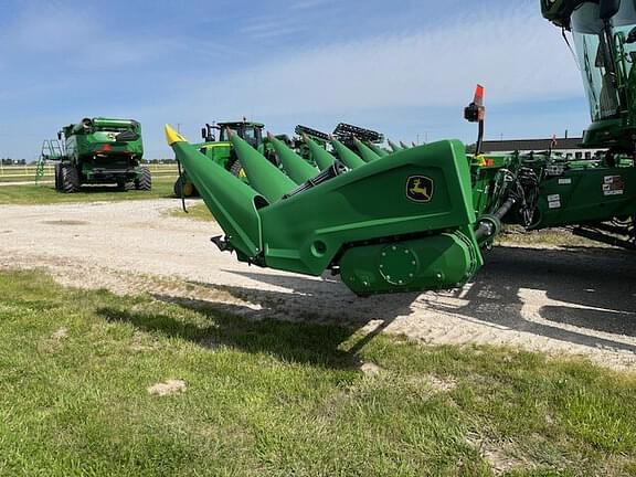 Image of John Deere C12R equipment image 2