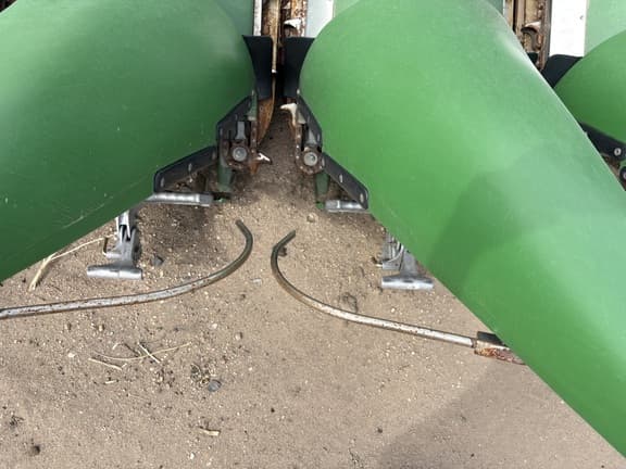Image of John Deere C12R equipment image 4