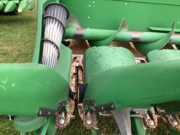 Image of John Deere C12R equipment image 4