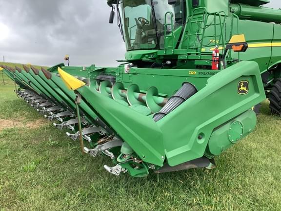 Image of John Deere C12R equipment image 1