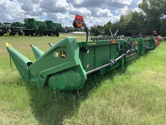 Image of John Deere C12R equipment image 2