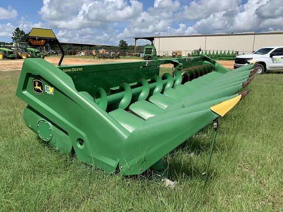 Image of John Deere C12R equipment image 3