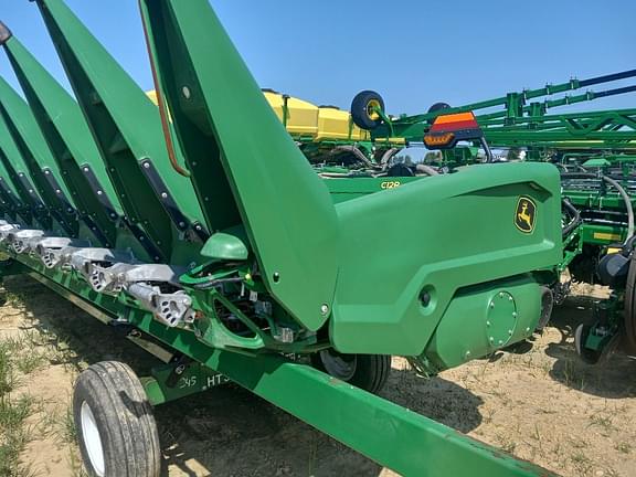 Image of John Deere C12R equipment image 3