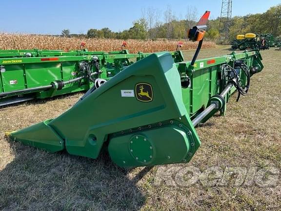 Image of John Deere C12R equipment image 4