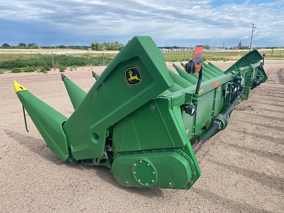 Image of John Deere C12R equipment image 3