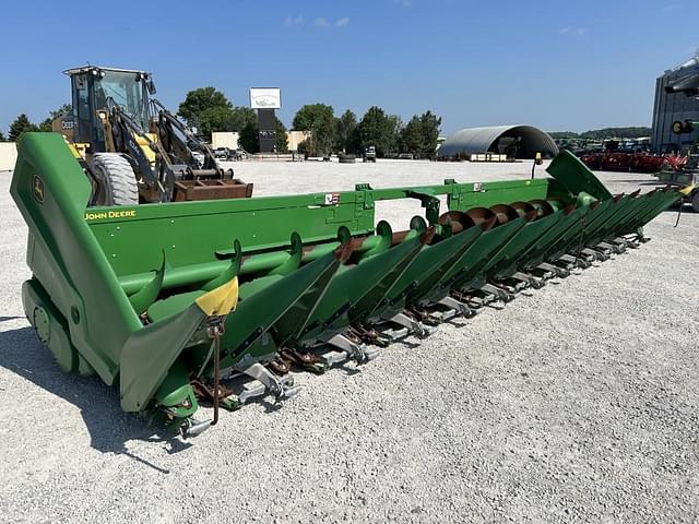 Image of John Deere C12R equipment image 2