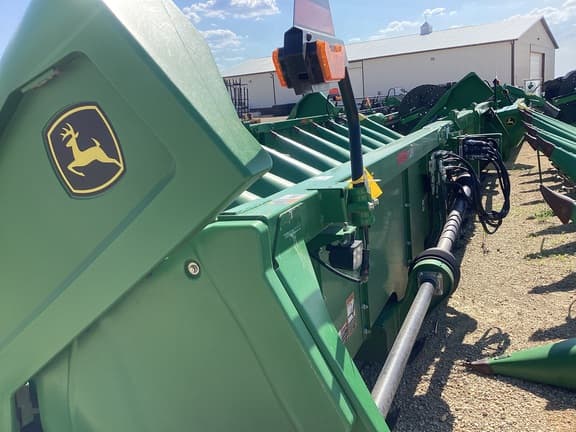 Image of John Deere C12R equipment image 4