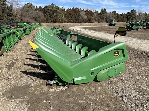 Image of John Deere C12R Primary image