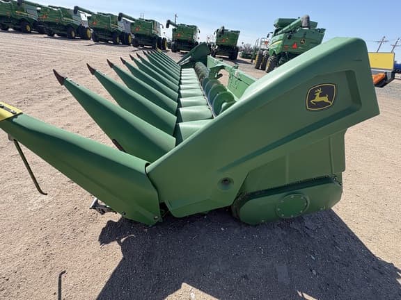 Image of John Deere C12R equipment image 3