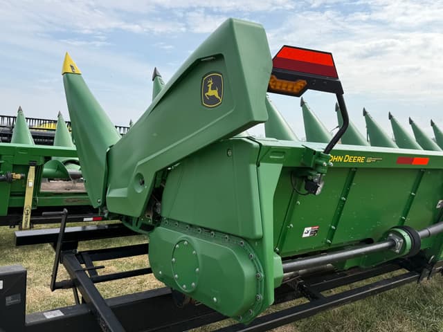 Image of John Deere C12R equipment image 1