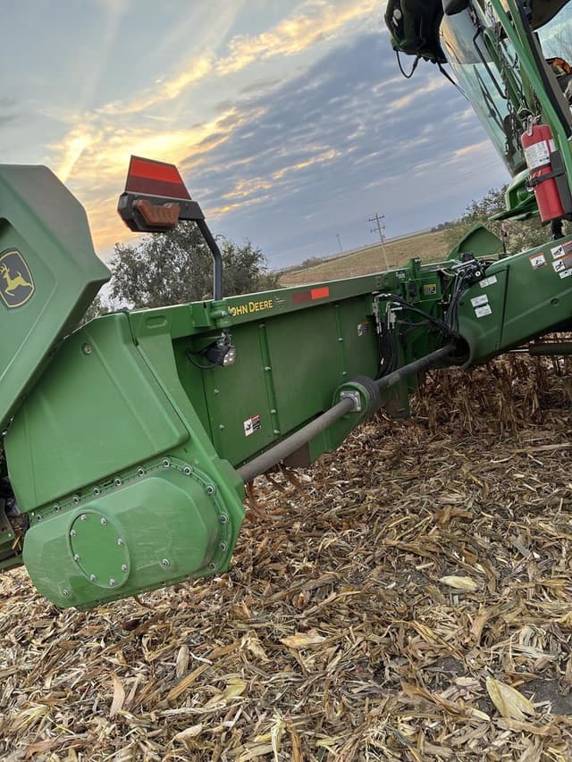 Image of John Deere C12R equipment image 4