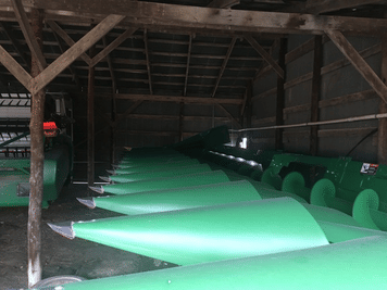 Main image John Deere C12R