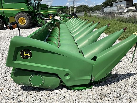 Image of John Deere C12R equipment image 2