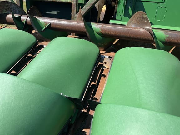 Image of John Deere C16F equipment image 4