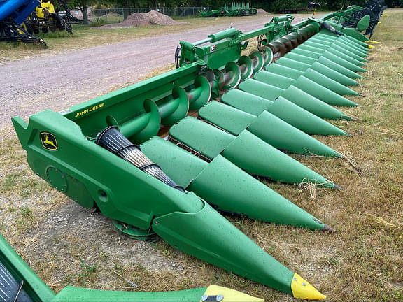 Image of John Deere C16F equipment image 2