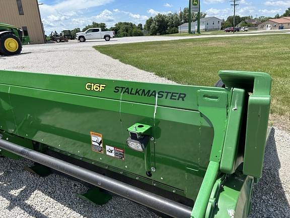 Image of John Deere C16F equipment image 4
