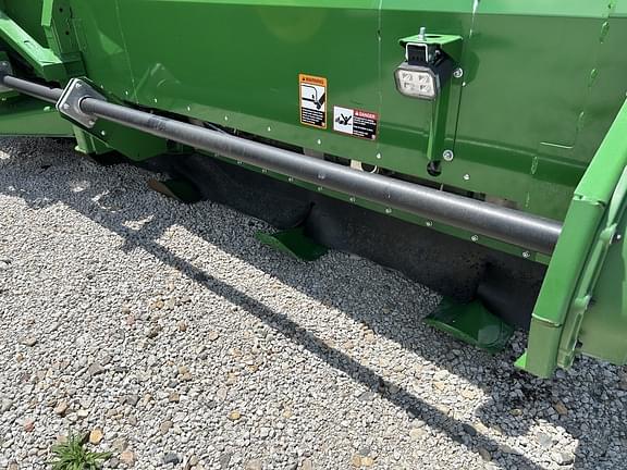 Image of John Deere C16F equipment image 3