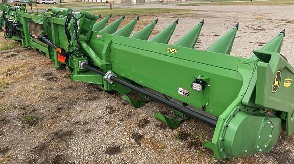 Image of John Deere C16F equipment image 3